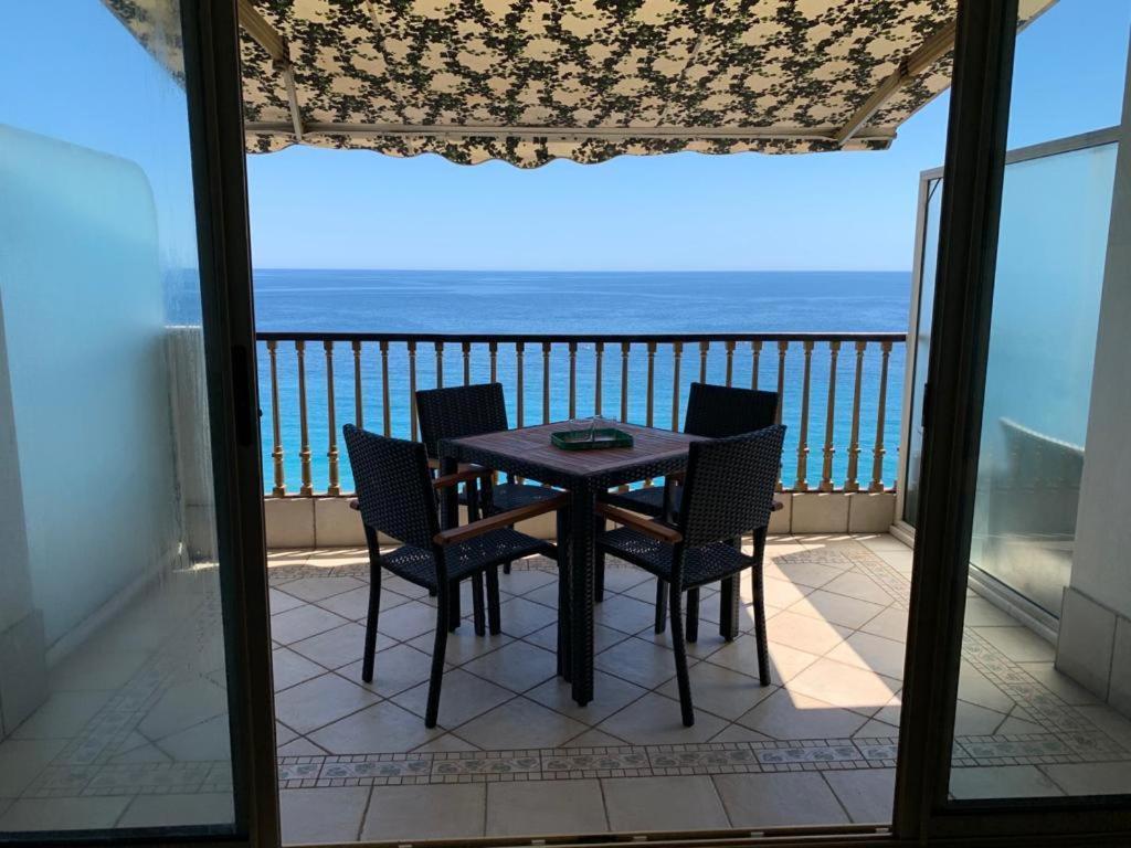 Appartement Front De Mer - Promenade Des Anglais Nice Eksteriør bilde